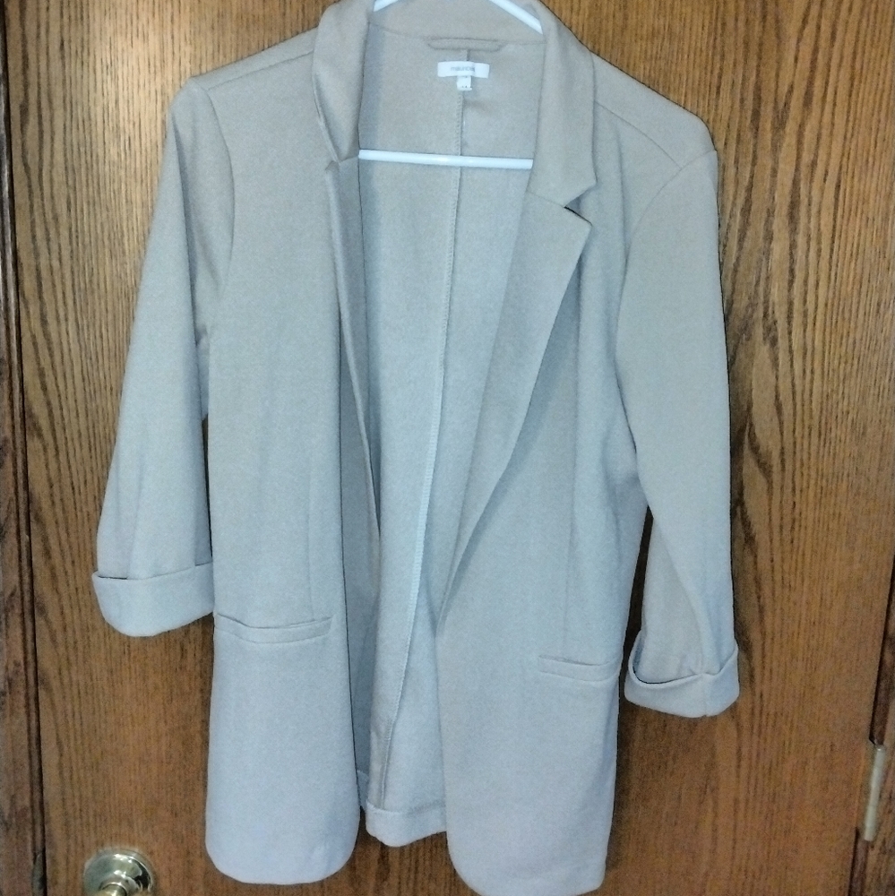 Maurice's tan blazer women's medium